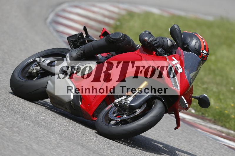 /27 12.06.2025 Ducati Schweiz Trackday Warmup  ADR/gelb-jeaune/19-1